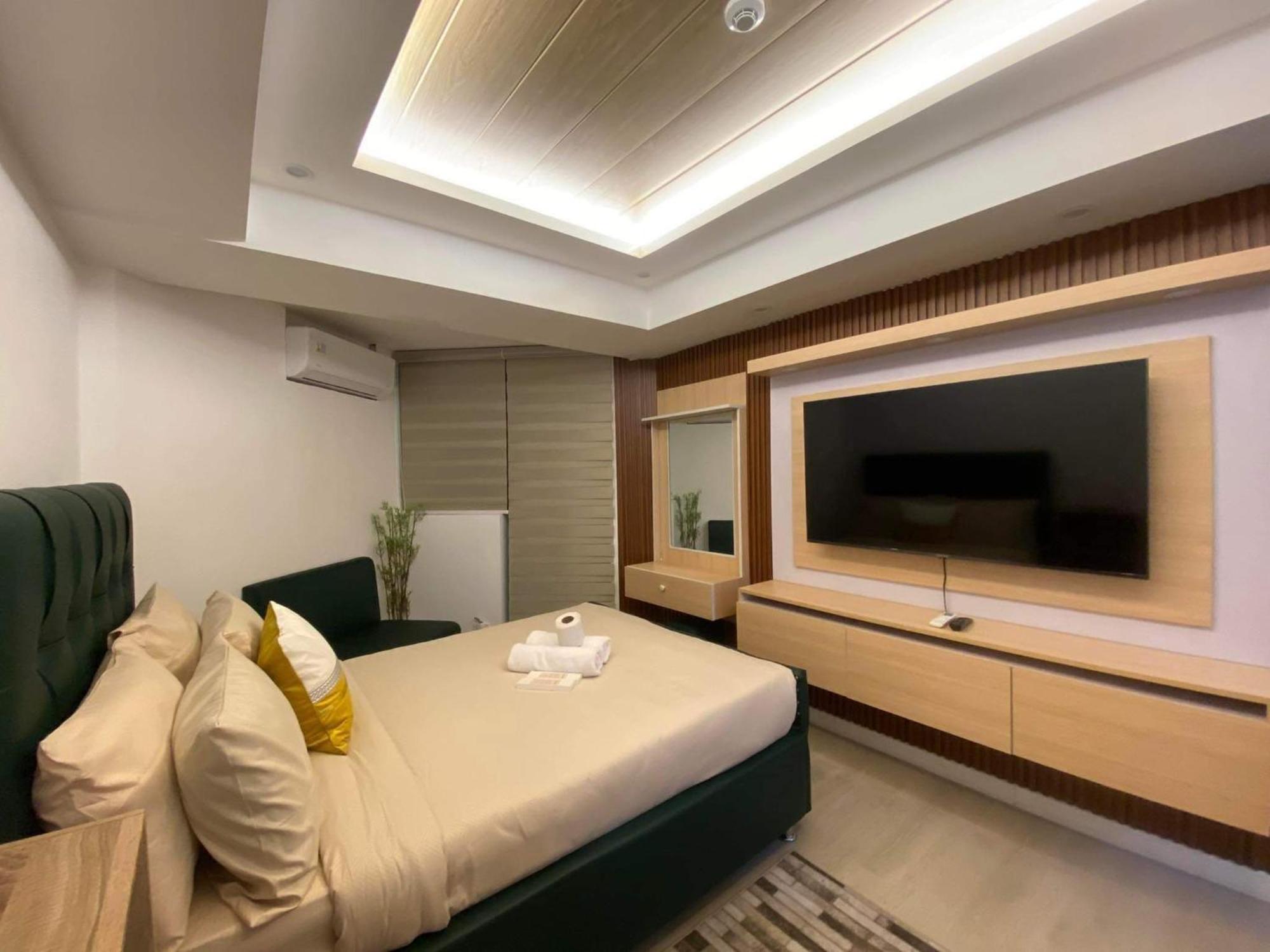 Udra Staycation Azure North Pampanga Lagundi Exterior foto